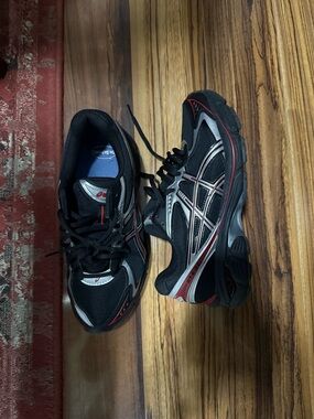 ASICS Men’s Black, Red & Silver Athletic Running Shoes